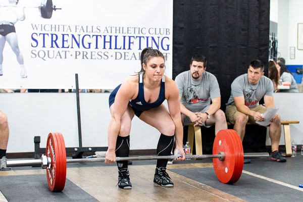 rori alter prepares to deadlift at a strengthlifting meet