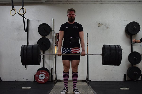 joe locks out his deadlift at the camp in stockholm