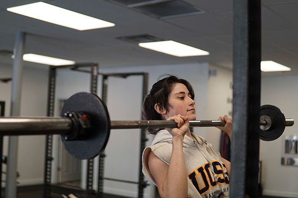 erica sets up for her first set of presses at starting strength cincinnati