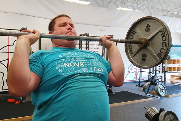 francis setting up for a press at starting strength austin
