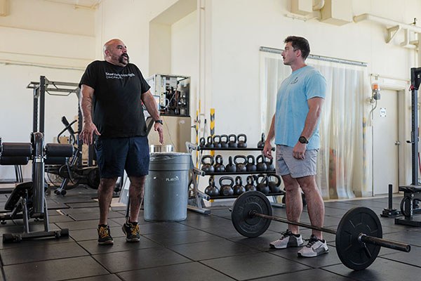 nick delgadillo explains the shrug in the power clean