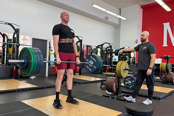 chris pulls 295