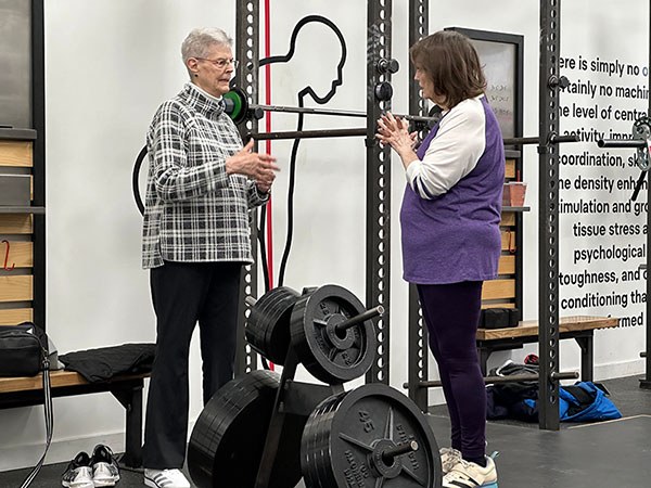 starting strength columbus members chat between sets