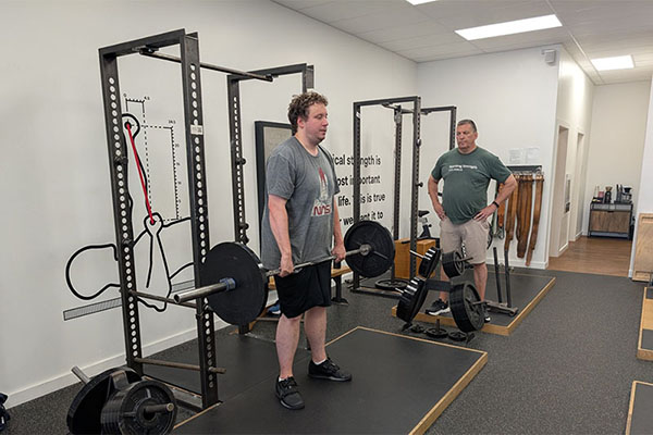 adam warms up his deadlift