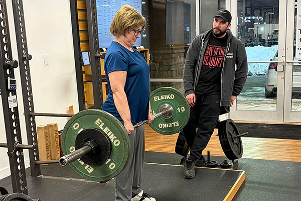 pam warming up the deadlift
