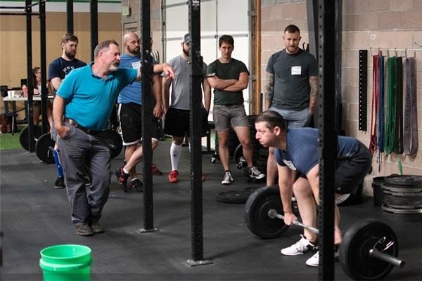 deadlifting at a starting strength seminar