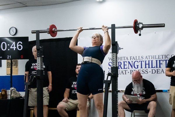 middle of the barbell press