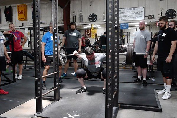 scott acosta squatting in training