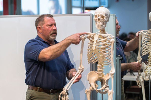 rip explaining shoulder anatomy with bony