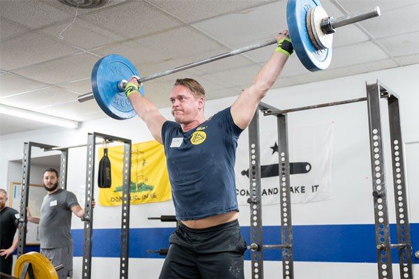 lifter with a racked snatch