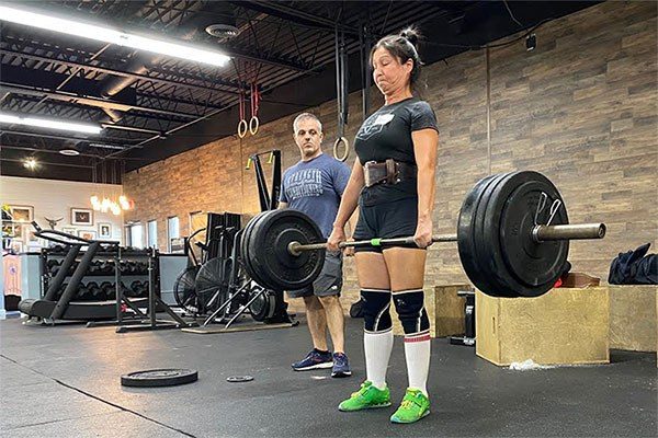 pete troupos coaches the deadlift