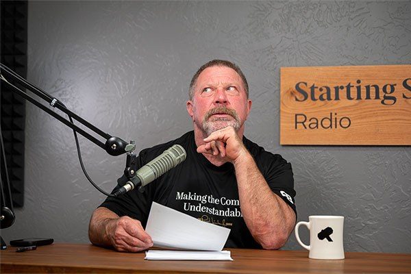 mark rippetoe in the starting strength radio studio