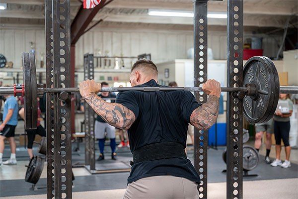 back squat rack showing the grip