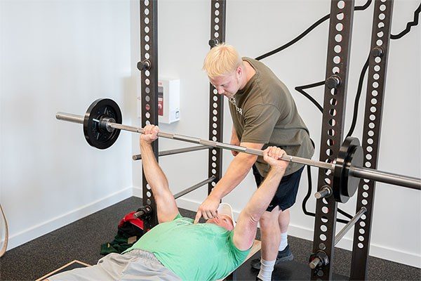 chase coaching the bench press