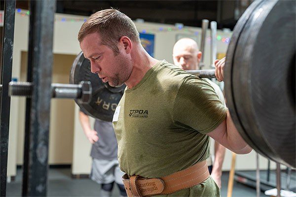 lifter preparing to squat