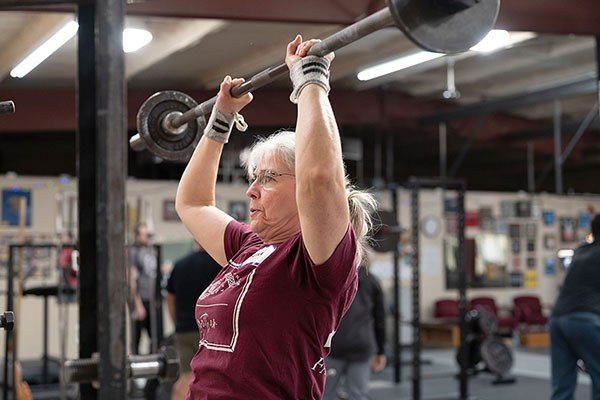 lifter in the middle of her press