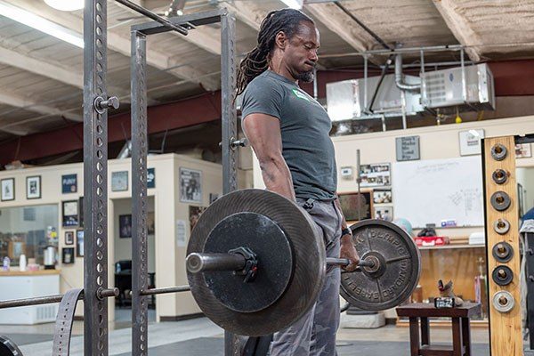 lifter finishes his deadlift in wichita falls texas