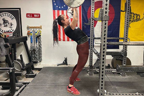lifter second layback in the middle of a press