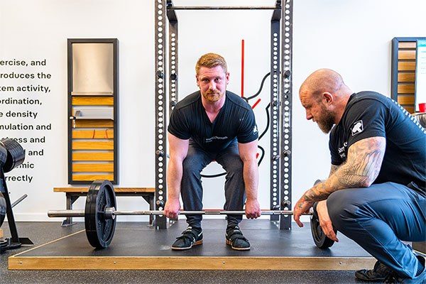 ray glillenwater coaching a deadlift