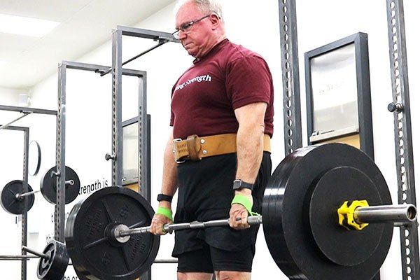 steve deadlifting at starting strength katy