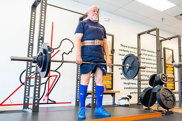 alan locking out a deadlift